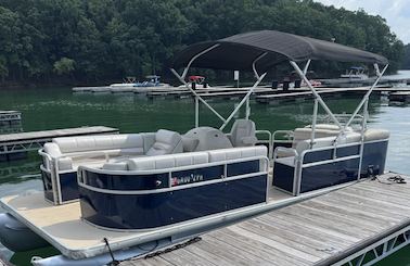 22ft Godfrey Marine Tritoon in Georgia