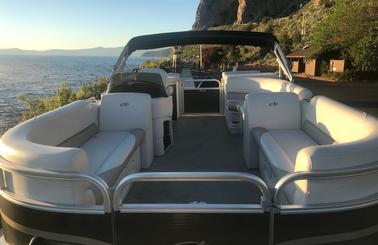 21' Avalon Pontoon in South Lake Tahoe