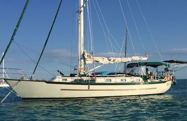Lets go sailing on a world class 40ft Pacific Seacraft Sailboat from Chicago