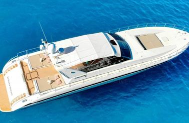 Pershing 82 Leopard Miami 