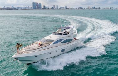 No Hidden Fees. 2 Jet Ski's- Luxuryus 70ft Azimut in Miami 