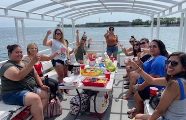 Chicago Private Party Boat - 14 Passenger Captained Events & Playpen Tour
