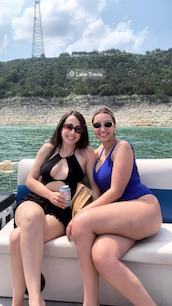 Party Pontoon Rental on Lake Travis, ATX (8 Persons Capacity) - $120/Hour