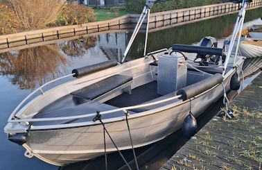 Luxury 20 HP Aluminum Sloop – Mooring Vinkeveen